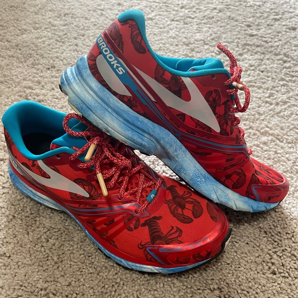Brooks Running - Limited Edition Boston Marathon Lobster Launch 2